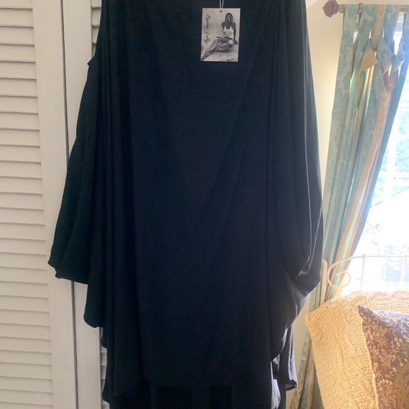 Ramona LaRue Riri black silk kaftan - Picture 8 of 9